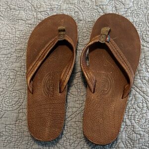 Rainbow Classic Brown Sandals - Women Like New
